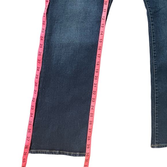 Old Navy The Diva Flare Leg Jeans - Picture 9 of 9